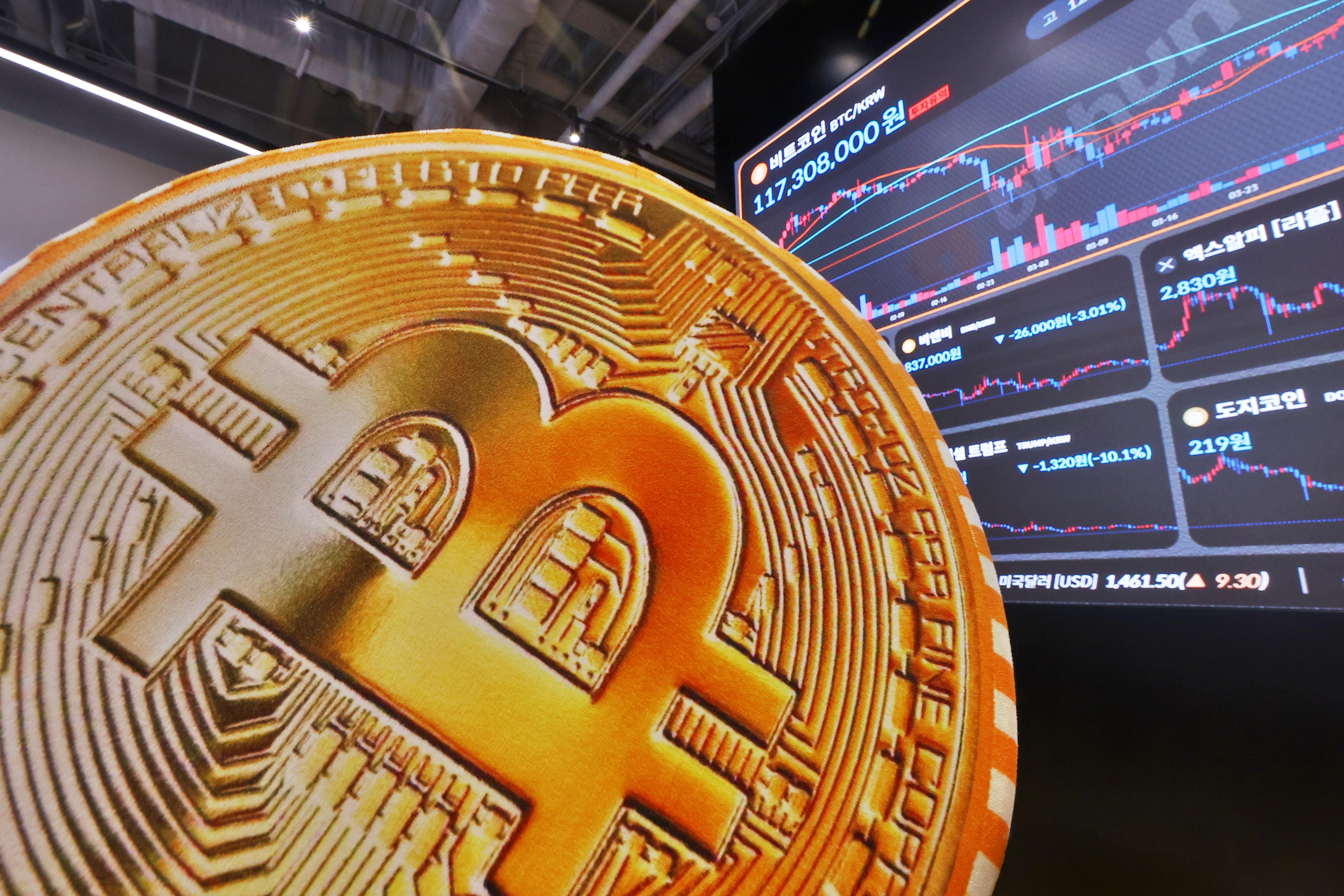 달러도 금도 못 믿어