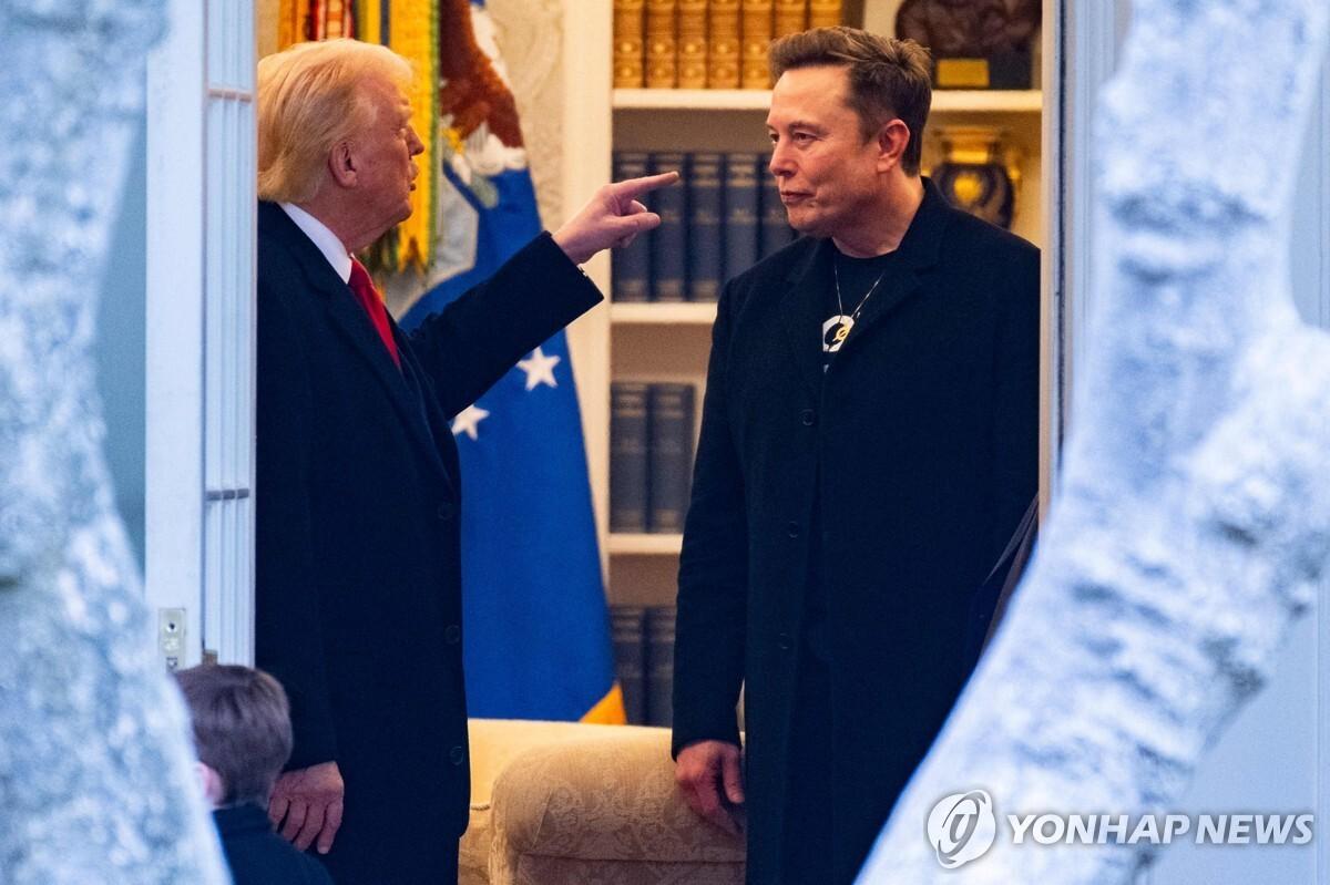 비트코인 10만 달러 위태?