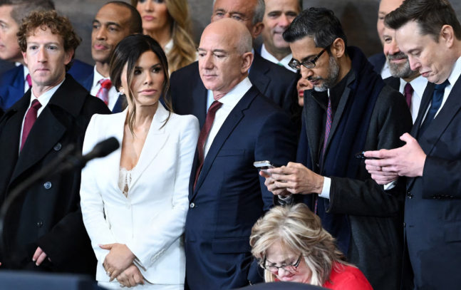 트럼프와 '코드 맞추기' 나선 美 빅테크...로비자금 첫 1억달러 - 뉴스 썸네일 이미지