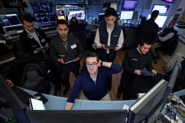 뉴욕증시 혼조 마감...인텔 17%↓, 마이크로소프트 3.35%↑ - 뉴스 썸네일 이미지