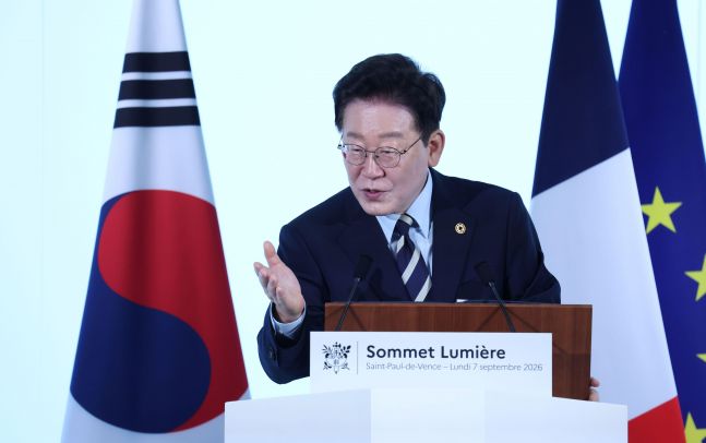이 대통령 "위기를 기회로"… 한·프, 영화·영상 산업 향후 5년간 10억 유로 투자