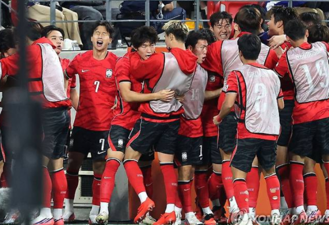“군대가 무슨 혐오시설이냐” 안철수, 축구팀 철없는 발언에 맹폭
