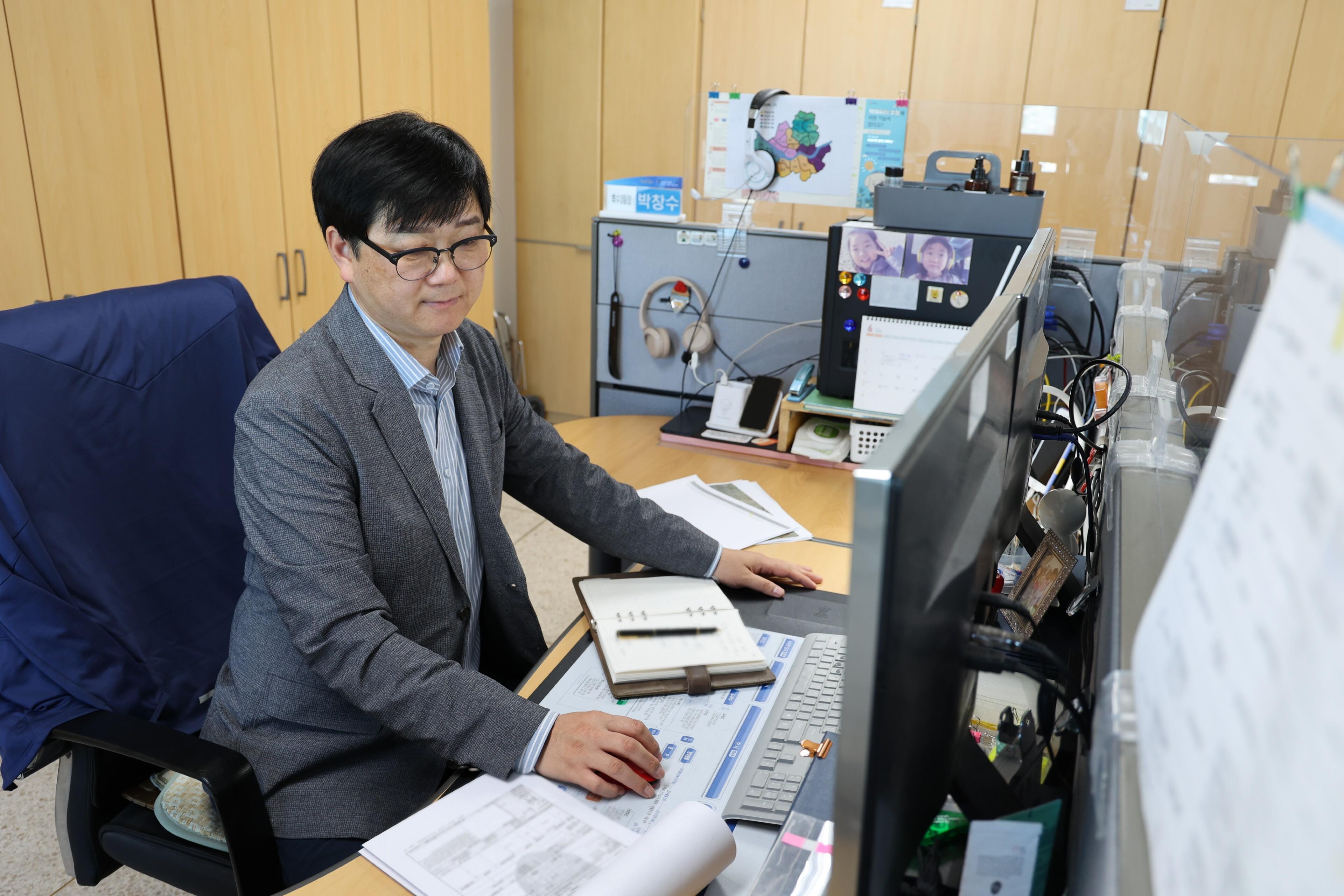 비트코인 모니터 박살 (80) 사진